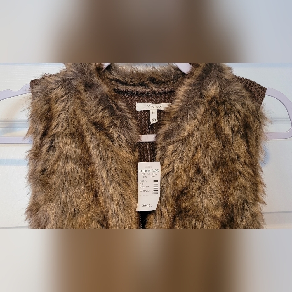NWT $64 Women's Size XS Maurices Brown Faux Fur No Sleeve Vest Brand New Cute! - Picture 2 of 9